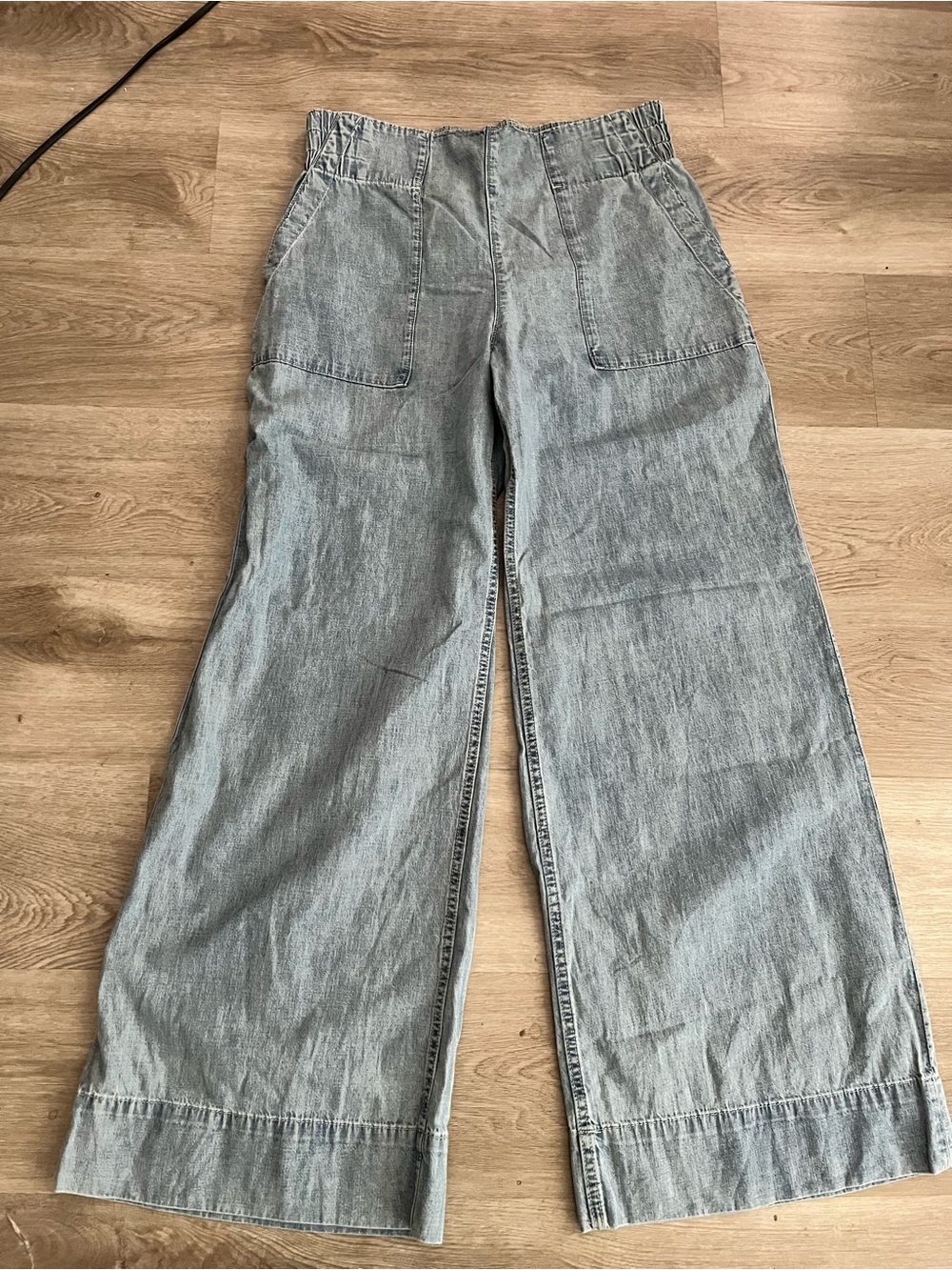 We The Free Light Wash Wide-Leg Denim Jeans